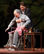 2016臺灣果陀劇場舞臺劇《最后十四堂星期二的課》-廈門站