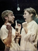 立陶宛VMT國(guó)立劇院話劇《短見(jiàn)》